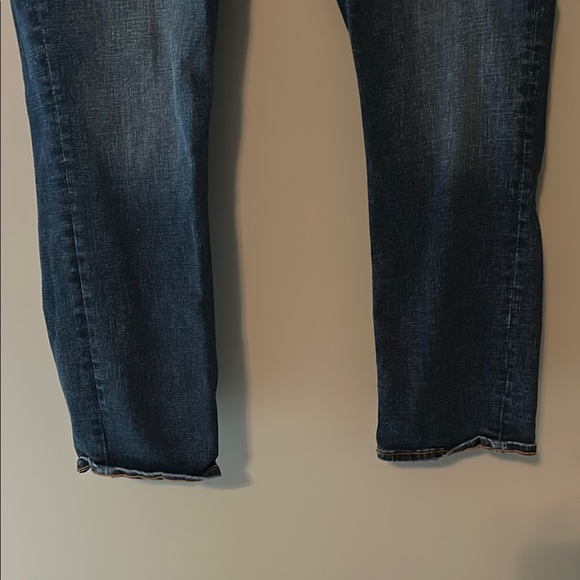 Old Navy Blue Straight Jeans Modern Style - Picture 3 of 5